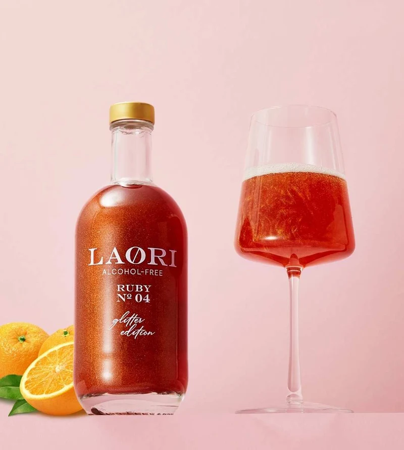 LECKERES PROBIERSET: ALLE LAORI ALTERNATIVEN MIT GLITZER SPRITZ