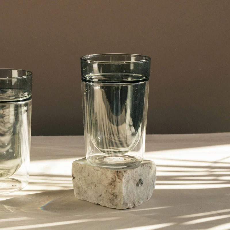 Teeglas Double walled glass small grey