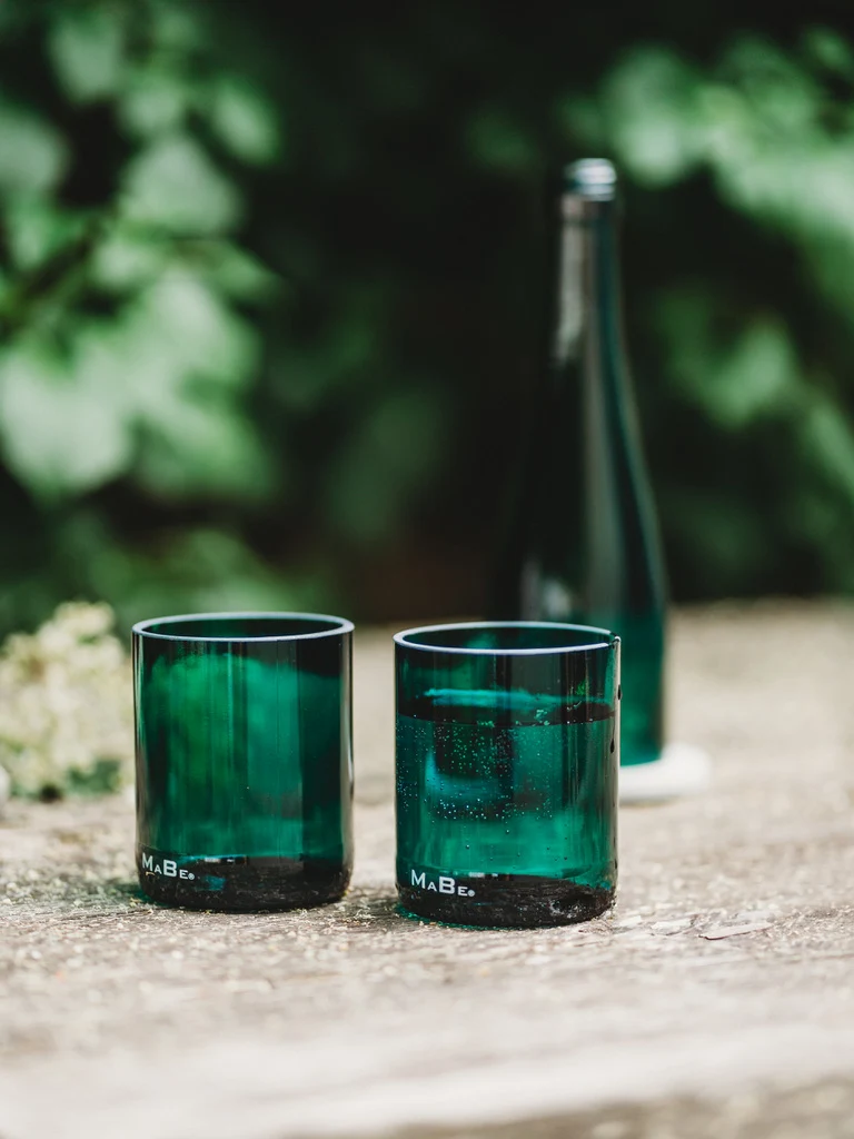 Trink Glas - Upcycling aus der dt. Weinflasche - witzig & ecofriendly - B2B