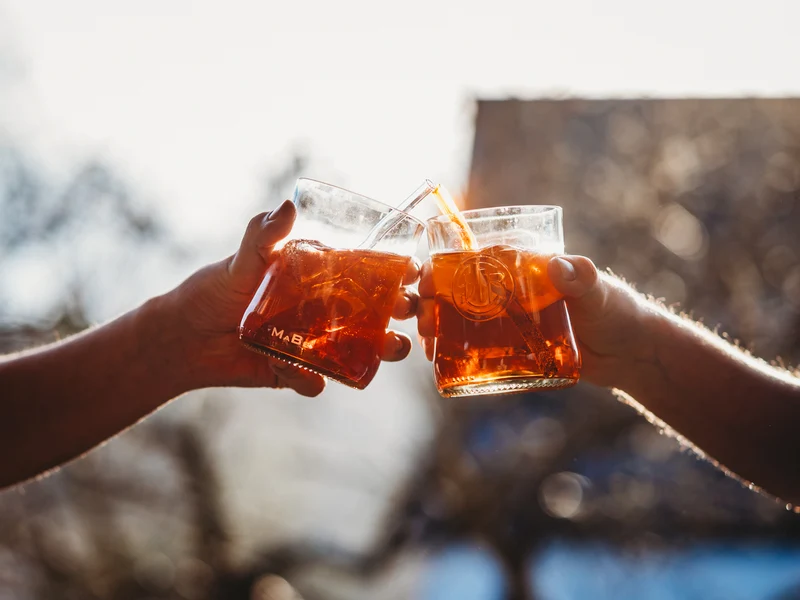 ☀️ das NEUE APEROL Glas 🧡 🍊 aus der Literflasche gefertigt - toll für Longdrinks