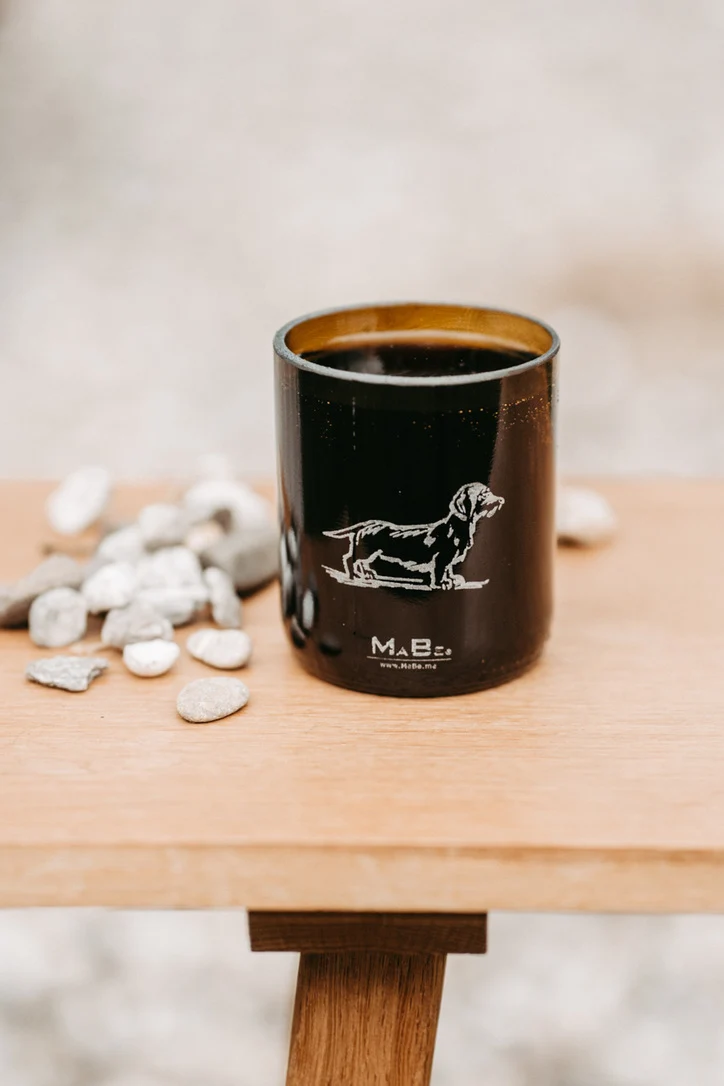 Rauhaardackel 🐾 Trink Glas mit Lasergravur - Charakter statt Perfektion - B2B