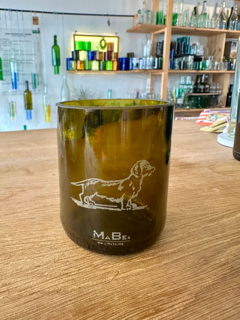 Rauhaardackel 🐾 Trink Glas mit Lasergravur - Charakter statt Perfektion - B2B