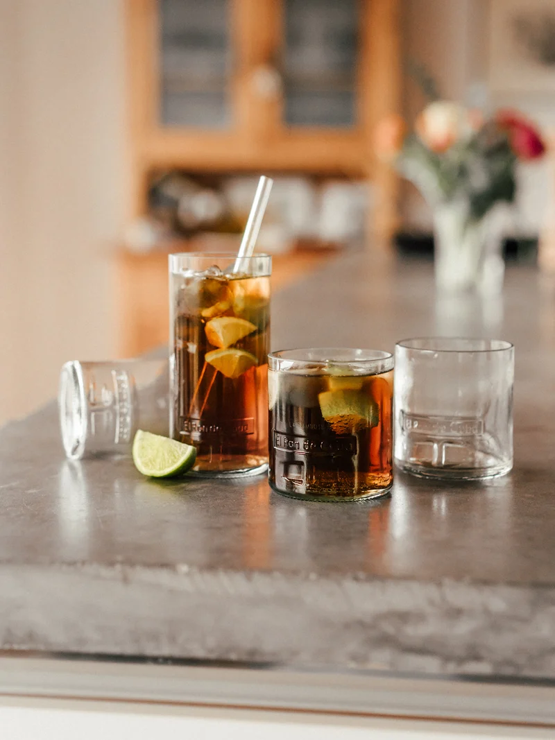 Rum Trink Glas 4er Set - witzige und nachhaltige Geschenkidee