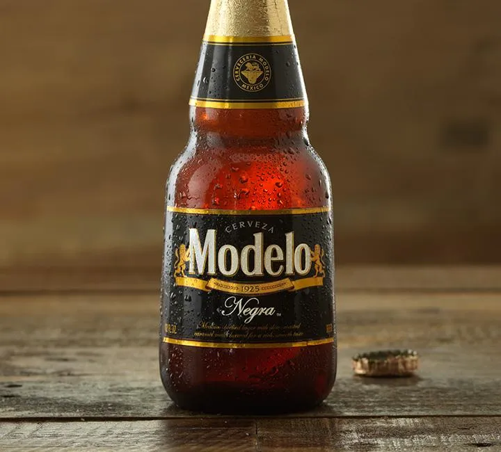 Modelo Negra – Das reichhaltige mexikanische Dunkelbier mit 5,3% Vol.