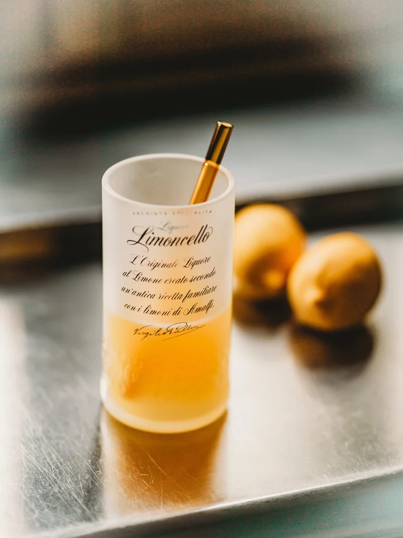 Limoncello Glas 🍋 witzig & wunderbar