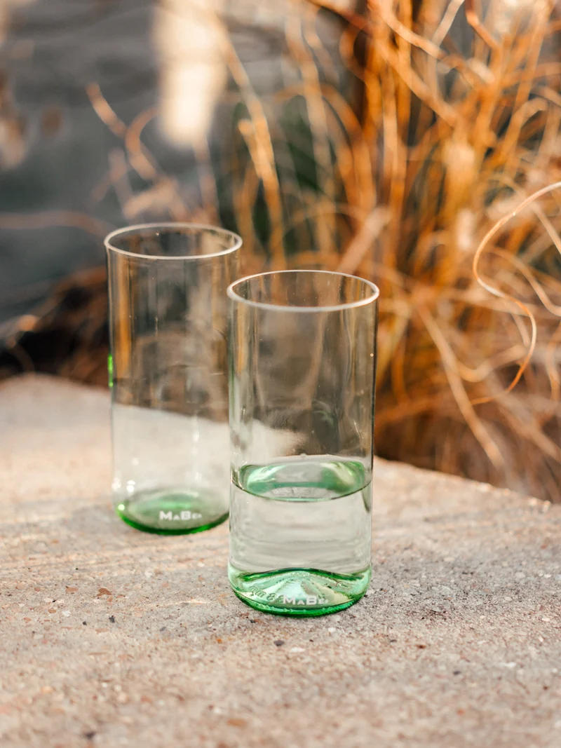 Trink Glas Weinflasche - Cheers, auf die Nachhaltigkeit - aus der 1l Weinflasche
