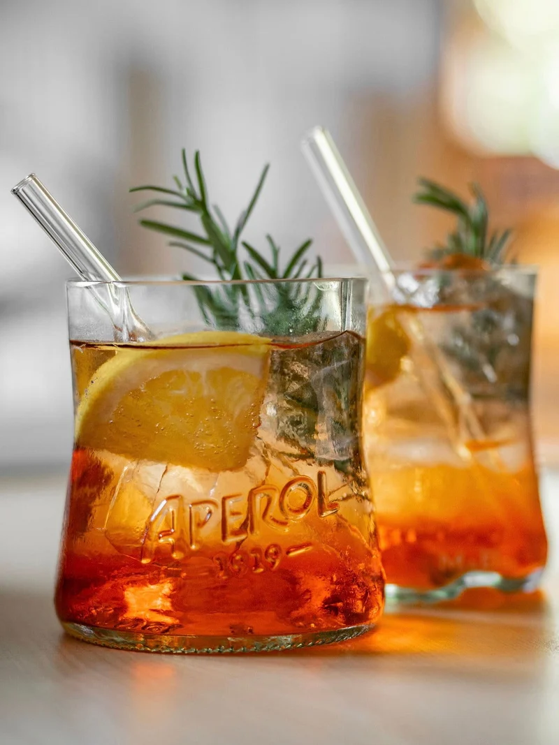 NUR NOCH WENIGE VORRÄTIG ‼️ APEROL HAT EINE NEUE FLASCHE - OHNE DEN SCHRIFTZUG 😳 Aperol Glas - witzig & nachhaltig Upcycling der 1l Flasche