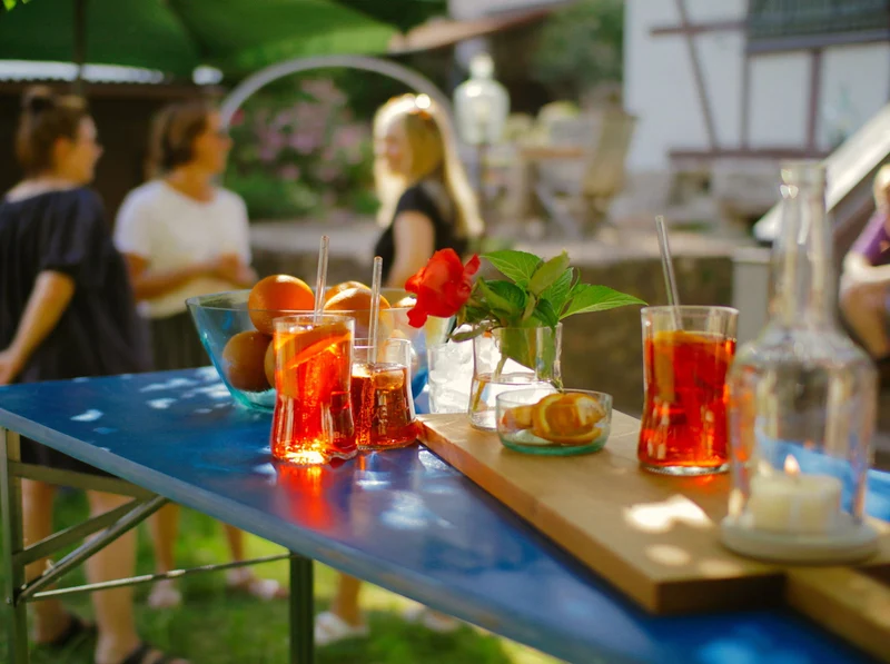 NUR NOCH WENIGE VORRÄTIG ‼️ APEROL HAT EINE NEUE FLASCHE - OHNE DEN SCHRIFTZUG 😳 Aperol Glas - witzig & nachhaltig Upcycling der 1l Flasche