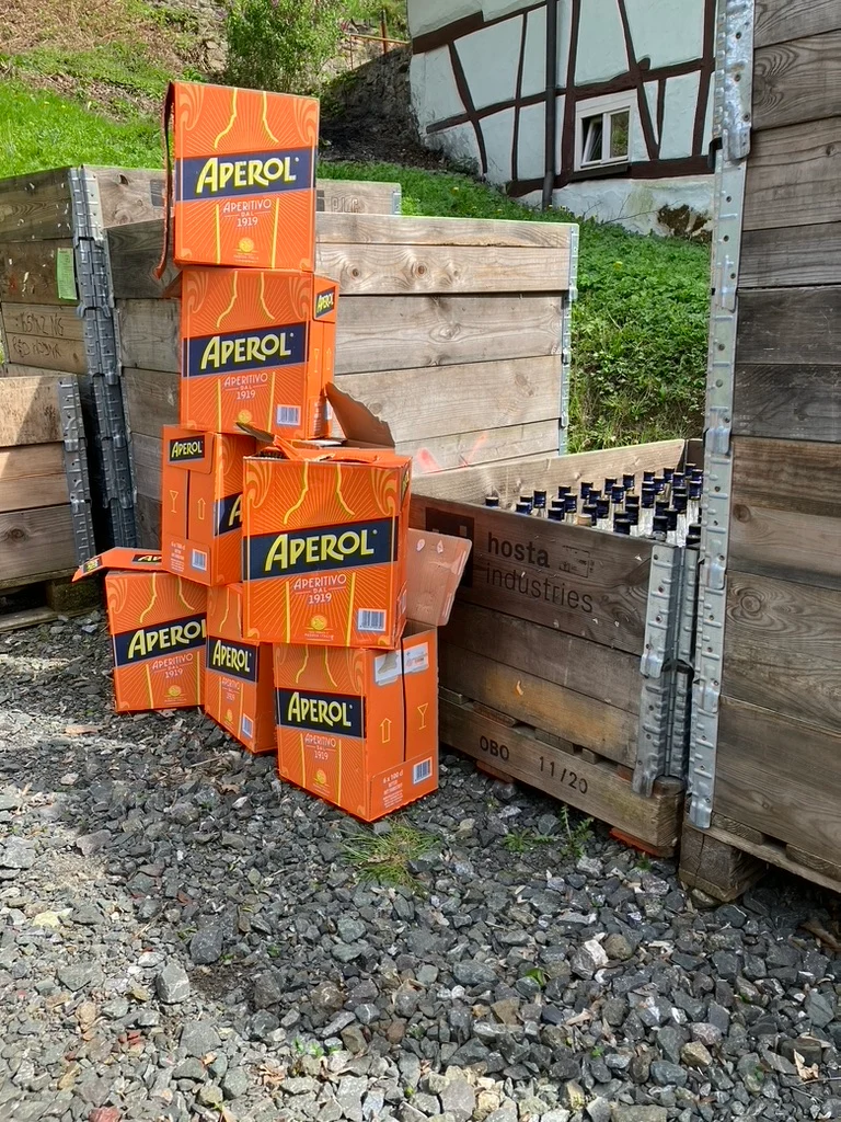 NUR NOCH WENIGE VORRÄTIG ‼️ APEROL HAT EINE NEUE FLASCHE - OHNE DEN SCHRIFTZUG 😳 Aperol Glas - witzig & nachhaltig Upcycling der 1l Flasche