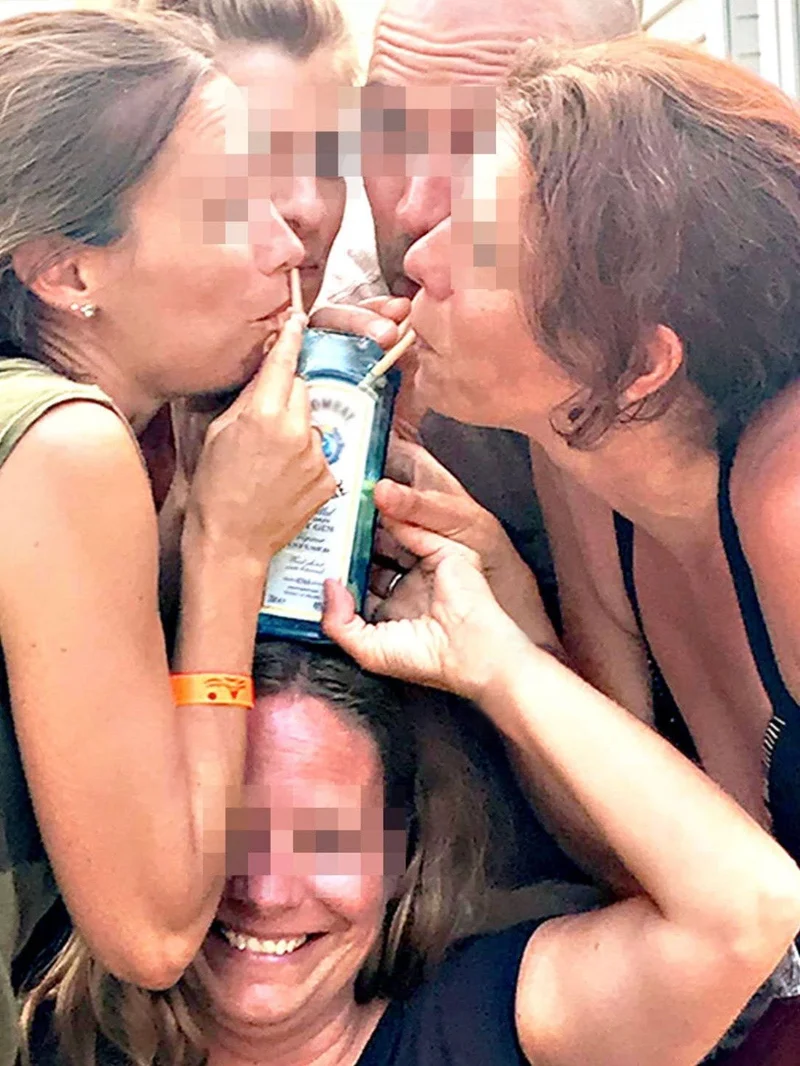 Party Gag für den Gin Liebhaber - witzige Geschenkidee - upcycling aus der leergetrunkenen GIN 🩵 Flasche